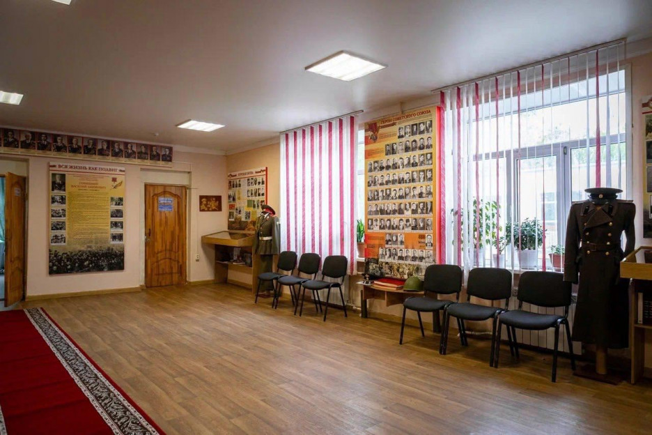 Память жива: в Курской школе открылся обновлённый музей легендарной дивизии
