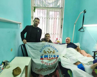 Ветеран СВО вручил паспорта юным жителям Самарской области