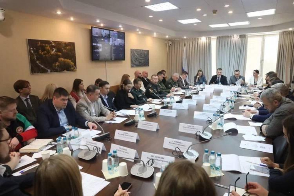 Заместитель исполнительного директора Ассоциации ветеранов СВО Владимир Горох принял участие в обсуждении механизмов поддержки волонтеров, помогающих на приграничных территориях