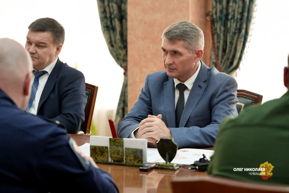 Глава Чувашии встретился с региональным представителем Ассоциации ветеранов СВО