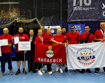 Год Героев на Ямале: ветераны СВО получили удостоверения Ассоциации 