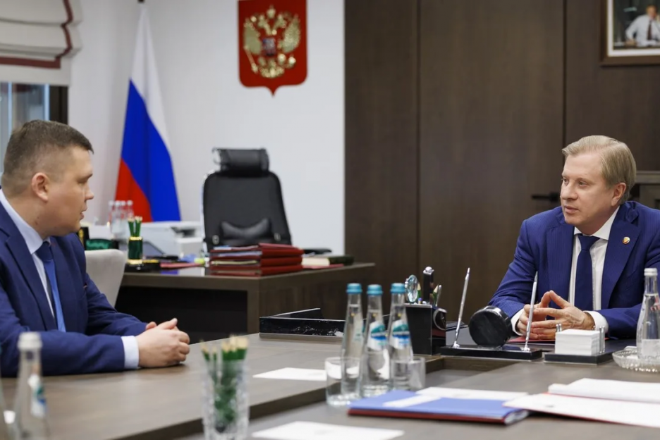 Зампред Правительства РФ Виталий Савельев подвел итоги первого года работы на руководящей должности в Росавиации Героя России, участника Ассоциации ветеранов СВО Московской области Александра Шептухина