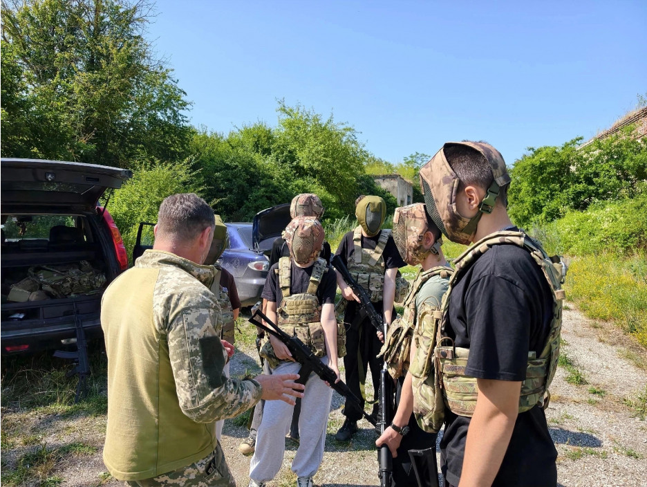 На Кубани Ассоциация ветеранов СВО и казачество провели военно-патриотические сборы для школьников