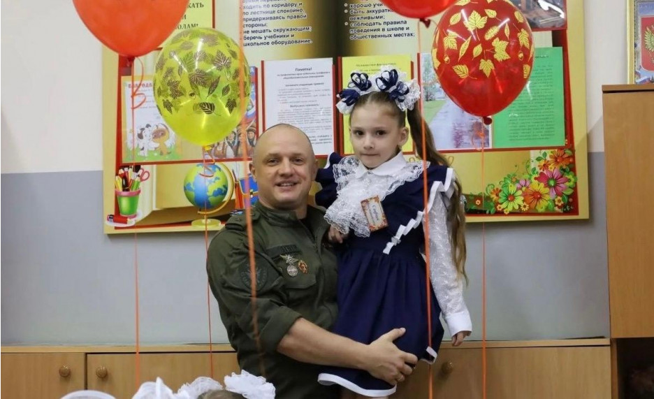 В День знаний ветераны СВО сопроводили в школу детей своих боевых товарищей