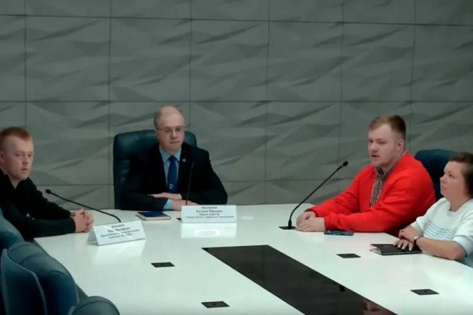 В Центре военно-патриотического воспитания «Вершина» стартовала новая программа «Деятельность руководителя клуба военно-патриотического воспитания в общеобразовательной организации» для участников специальной военной операции