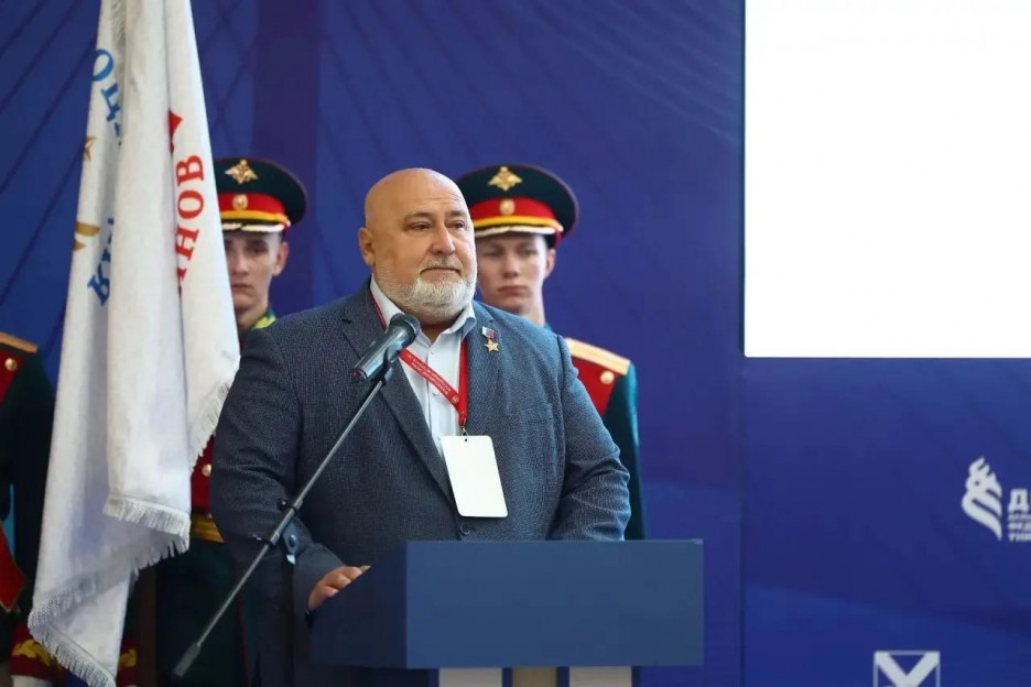 Референт Управления Президента Российской Федерации по общественным проектам Алексей Романов приветствовал участников Всероссийских Сборов во Владивостоке