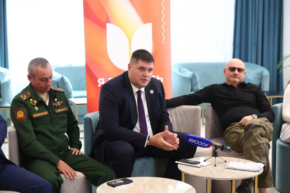 Ассоциация ветеранов СВО провела «Урок мужества» для трёх тысяч школьников и студентов Приморья