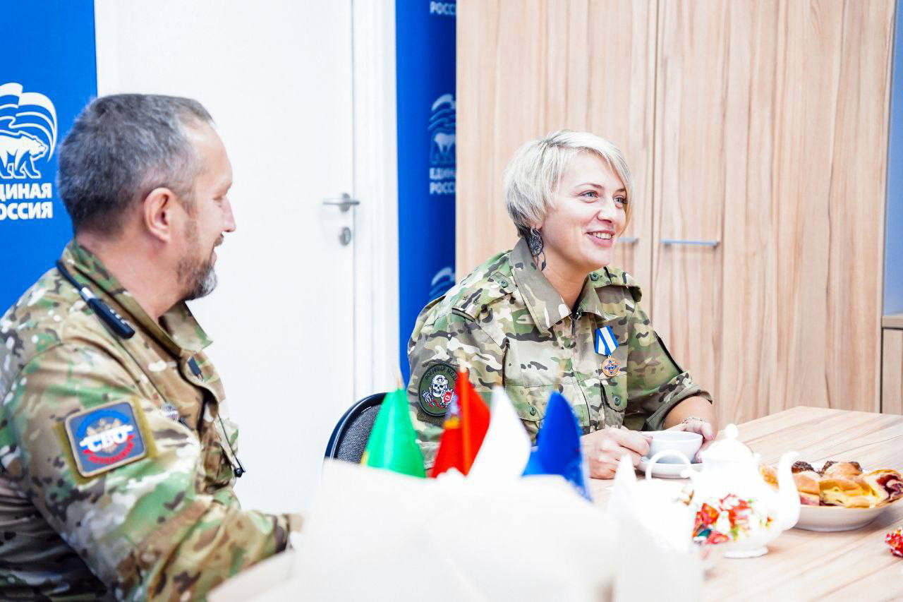 Фельдшер боевой группы Оксана Камскова вступила в Ассоциацию ветеранов СВО