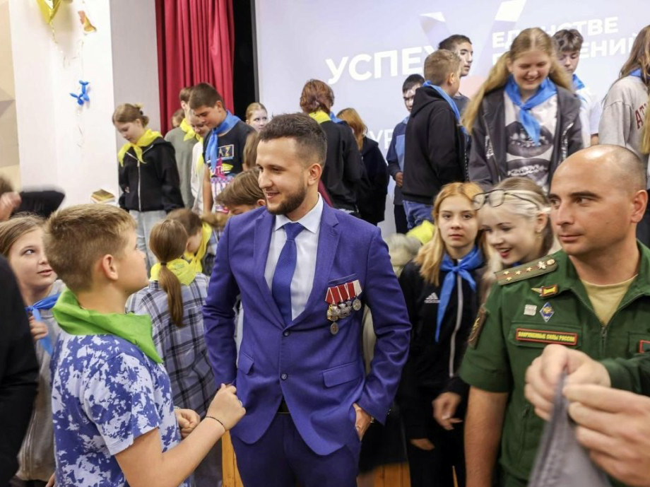 В лагере «Ромашка» прошёл урок мужества от бойцов СВО