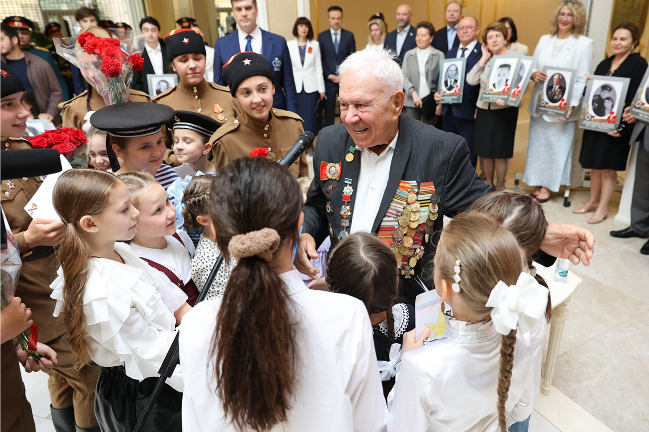 Михаилу Пеймеру — 102 года, но он по-прежнему молод душой